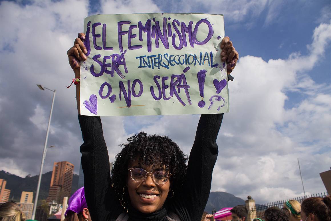IMAGO / UIG / Laura Salazar | A sign reading ‘Feminism will be intersectional or it will not be’ during the International Women's Day demonstrations in Pasto - Narino, Colombia. 8 March, 2022.