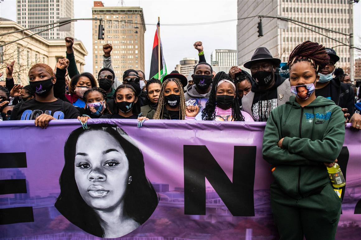 IMAGO / MediaPunch / Chris Tuite | One Year Anniversary of the death of Breonna Taylor in Louisville, Kentucky. 13 March, 2021.