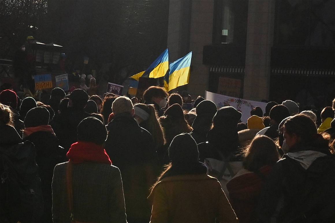 IMAGO / Vitalii Kliuiev | A demonstration supporting the Ukraine against the recent attack by Russia in Leipzig, Germany. 5 March, 2022.