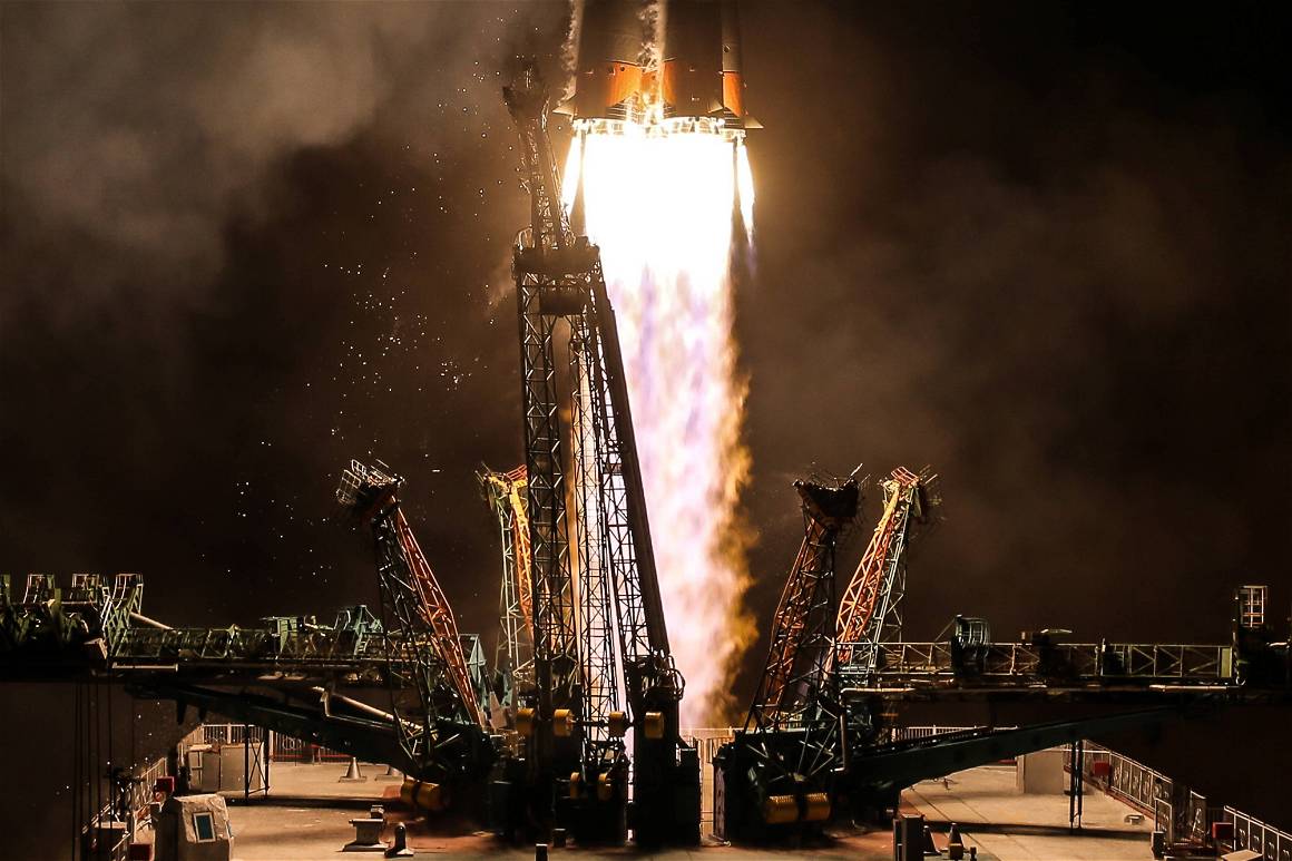 IMAGO / ITAR-TASS / Sergei Savostyanov | Soyuz MS-12 spacecraft with Alexei Ovchinin, Nick Hague and Christina H. Koch launches from the Baikonur Cosmodrome. March 14, 2019.