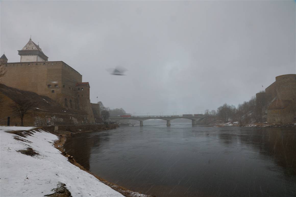 Narva, Estonia: A city of two lives. By Sebastian Semmer.