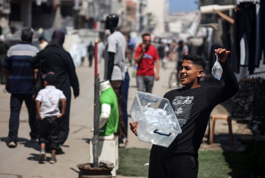  Photos of Daily Life in Gaza