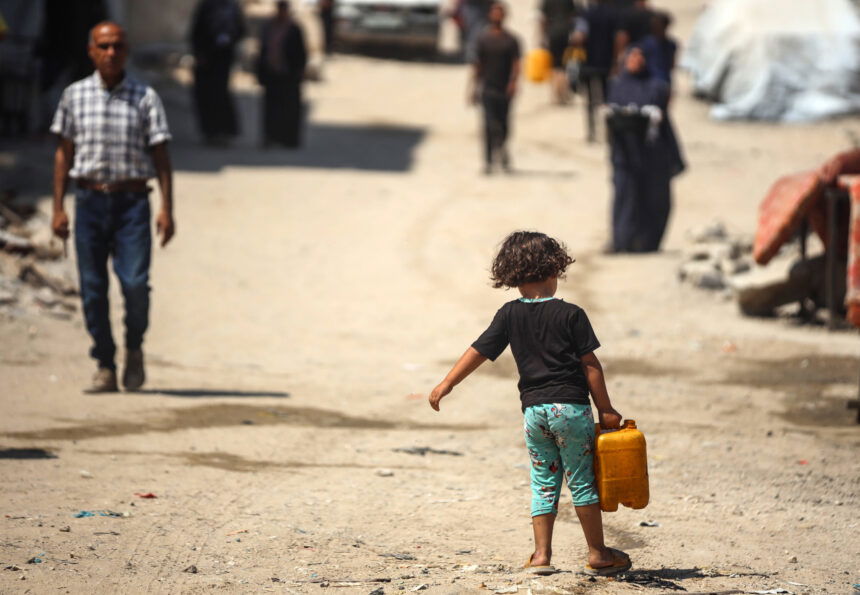 photo of Palestinian children