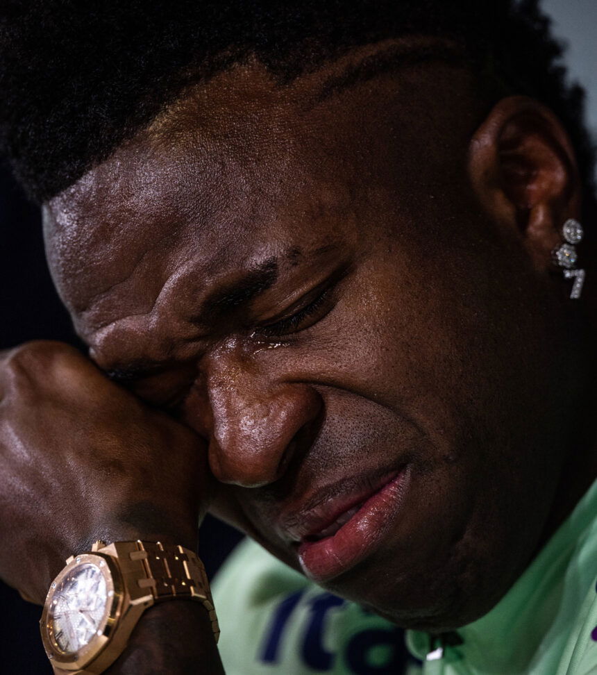 Vini Jr cried at the press conference because of the racism he faces in stadiums.