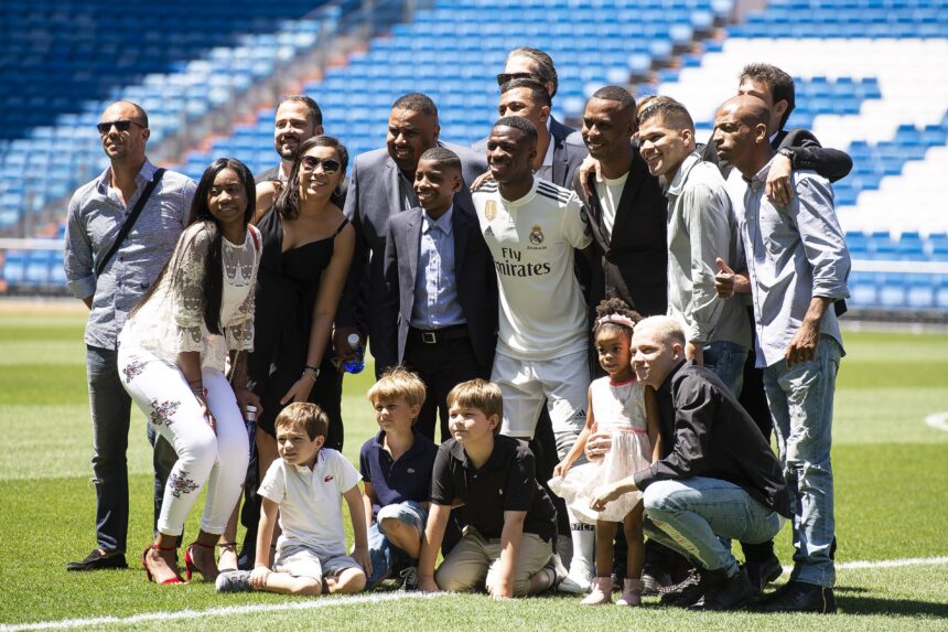 Vini Jr family photo, at the Real Madrid 