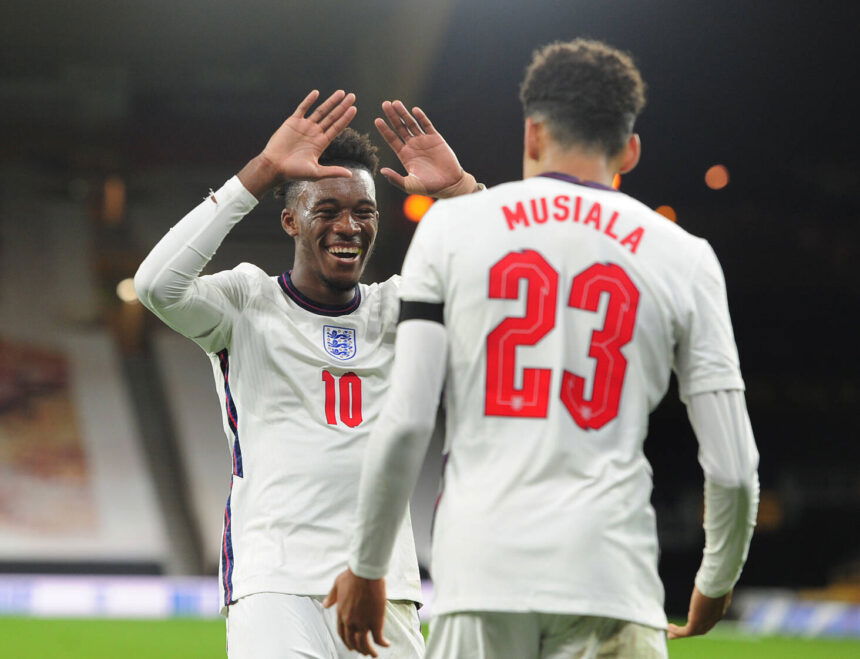 Jamal Musiala in England national team with Callum Hudson-Odoi